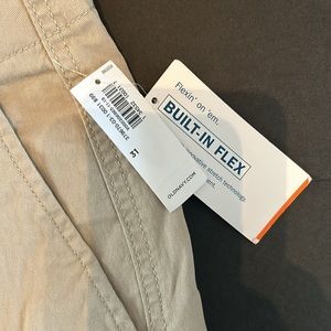 Old Navy cargo shorts 31 khaki NWT